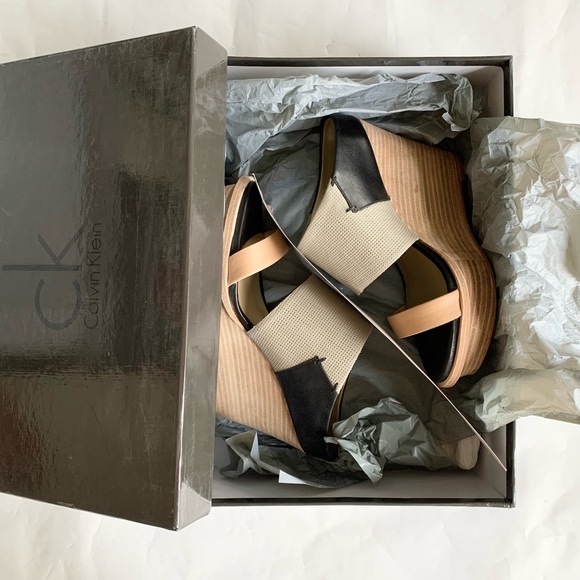 CALVIN KLEIN Platform Wedge Sandals Taupe Black 36 - Picture 11 of 11